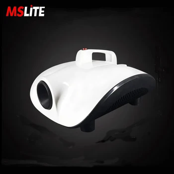 1 atomizing disinfectant machine spray fog machine with 10 pcs disinfectant liquid against virus
1 atomizing disinfectant machine spray fog machine with 10 pcs disinfectant liquid against virus