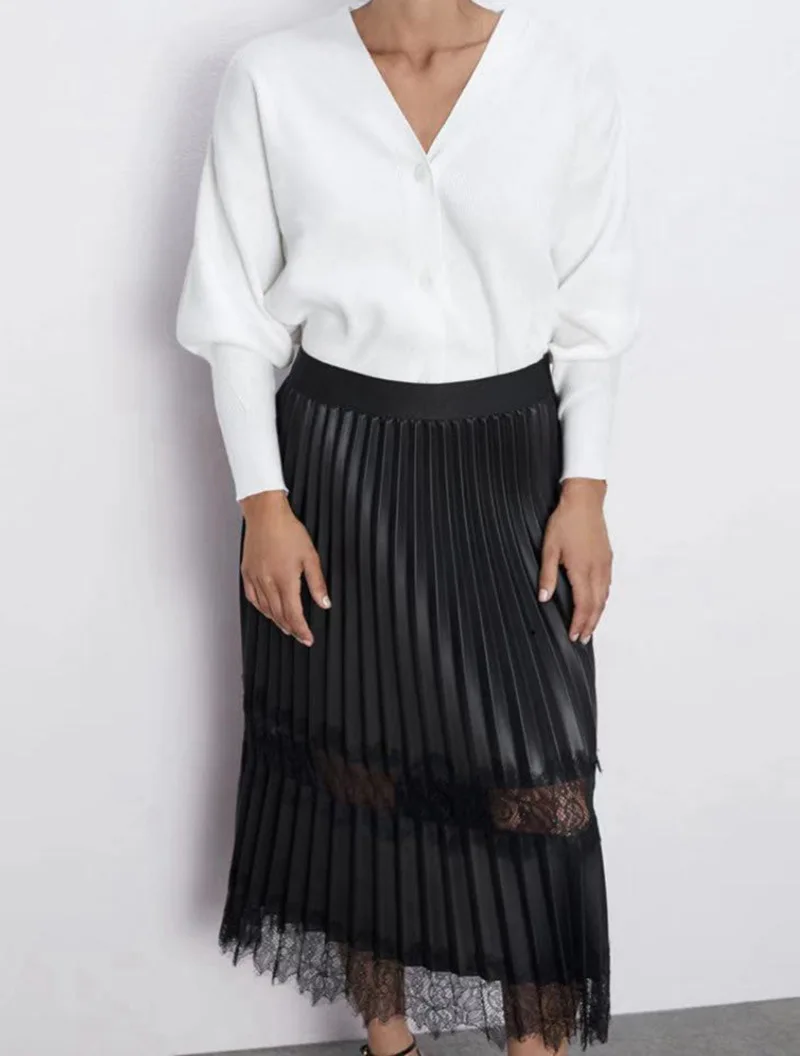 Overplus of Goods Exported to Europe And us y Women's Early Autumn-Fine Pleated Black And White with Pattern Drape Casual Lace J
Overplus of Goods Exported to Europe And us y Women's Early Autumn-Fine Pleated Black And White with Pattern Drape Casual Lace J