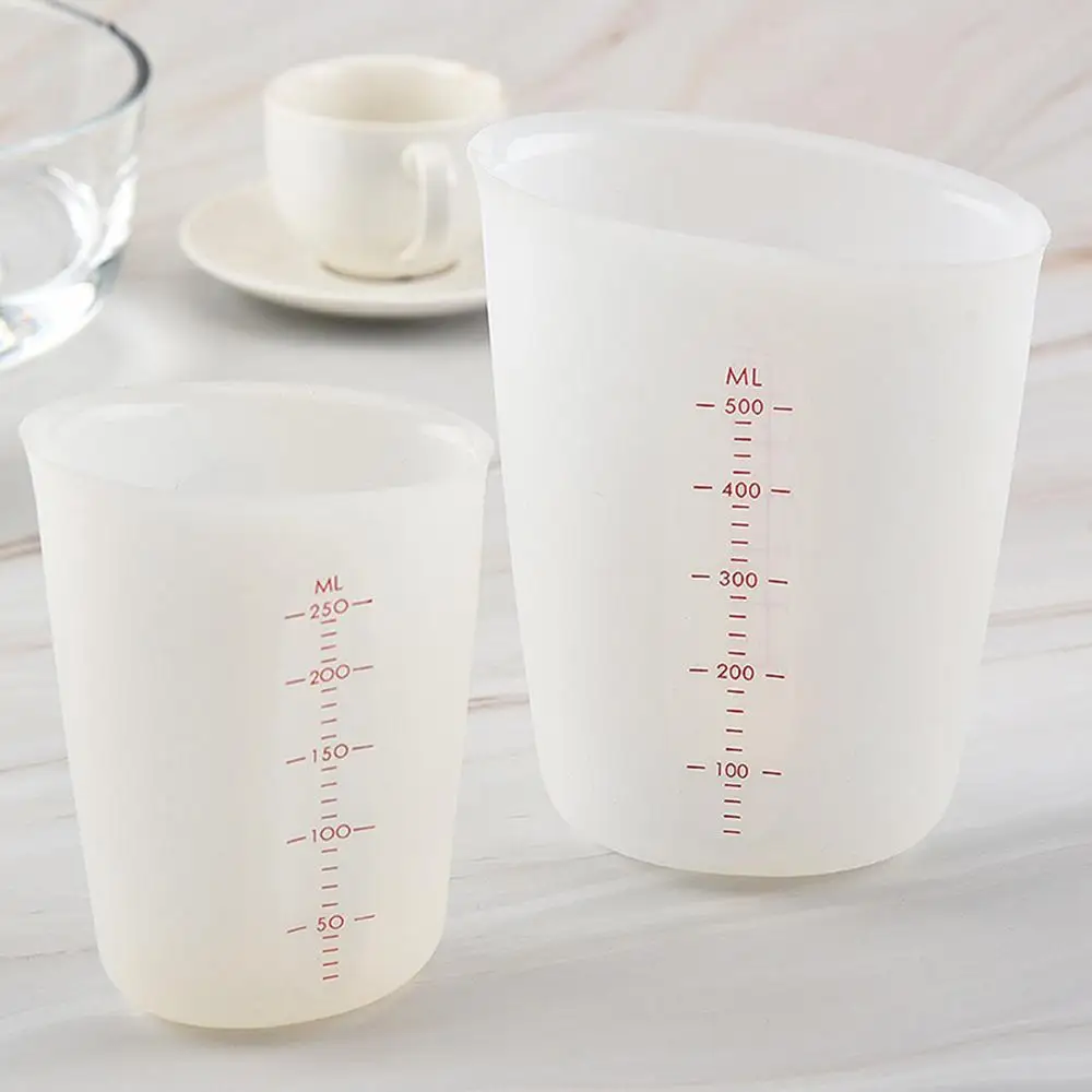 250ml / 500ml translucent double-scale silicone household soft measuring cup baking tools durable non-slip easy to carry
250ml / 500ml translucent double-scale silicone household soft measuring cup baking tools durable non-slip easy to carry