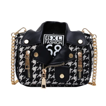 New Shirt Shape Women Cotton Linen Leather Shoulder Bag Handbag Chain Small Square Bags
New Shirt Shape Women Cotton Linen Leather Shoulder Bag Handbag Chain Small Square Bags