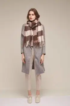 KMS 2019 Pure wool jacquard scarf shawl 45*200CM
KMS 2019 Pure wool jacquard scarf shawl 45*200CM