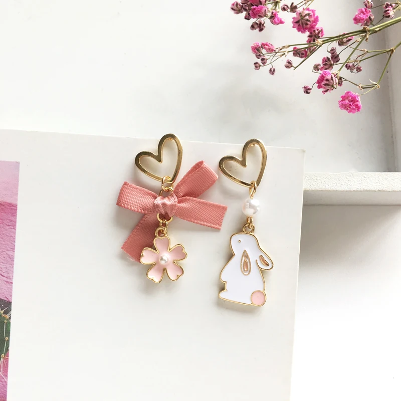 Фото Асимметричные эмалевые серьги в виде кролика и цветка для девочек | Украшения