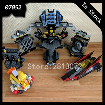 In stock 07052 Batman Movie The Cave Break-in 1047Pcs Building Blocks Compatible with 70909 Bricks DC Christmas Gifts
In stock 07052 Batman Movie The Cave Break-in 1047Pcs Building Blocks Compatible with 70909 Bricks DC Christmas Gifts