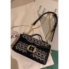 Ladies and Winter New Style Shoulder Bag Retro Fashion Design Cross Chain all-match messenger Bag letter Small Square Bag Korean
Ladies and Winter New Style Shoulder Bag Retro Fashion Design Cross Chain all-match messenger Bag letter Small Square Bag Korean