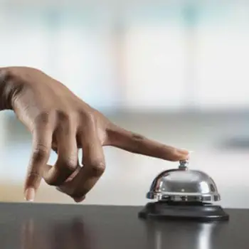 1pc Small Bell Bar Counter Silver Bell Desk Kitchen Counter Restaurant Pass Kitchen Bell Ring Service Reception Hotel Dish U1G9
1pc Small Bell Bar Counter Silver Bell Desk Kitchen Counter Restaurant Pass Kitchen Bell Ring Service Reception Hotel Dish U1G9