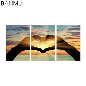 BANMU 3 Panels Wall Art Painting Print Ocean Hearts The most Beautiful Love on Canvas Home Decor Romantic Picture for Lover
BANMU 3 Panels Wall Art Painting Print Ocean Hearts The most Beautiful Love on Canvas Home Decor Romantic Picture for Lover