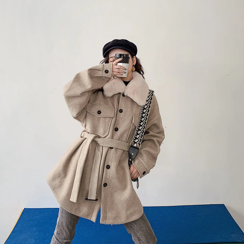 Photo Shoot Short Waist Hugging Woolen Jacket Women's 2019 Winter New Style Hipster Vintage CHIC Wind Rabbit Fur Collar Duffle C 
Photo Shoot Short Waist Hugging Woolen Jacket Women's 2019 Winter New Style Hipster Vintage CHIC Wind Rabbit Fur Collar Duffle C