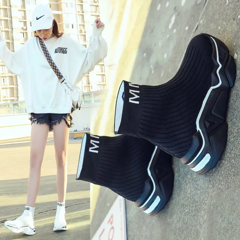 New Simple Women's Chunky Sneakers Ladies Casual Breathable Shoes Female Outdoor Walking Shoes Women High Top Autumn Women Shoes 
New Simple Women's Chunky Sneakers Ladies Casual Breathable Shoes Female Outdoor Walking Shoes Women High Top Autumn Women Shoes