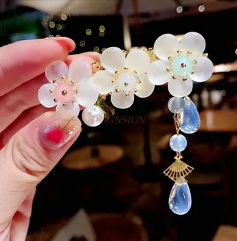 hair clip Ancient style hair accessories Chinese style Hanfu headdress children Tang accessories tiara hairpin girl costume
hair clip Ancient style hair accessories Chinese style Hanfu headdress children Tang accessories tiara hairpin girl costume