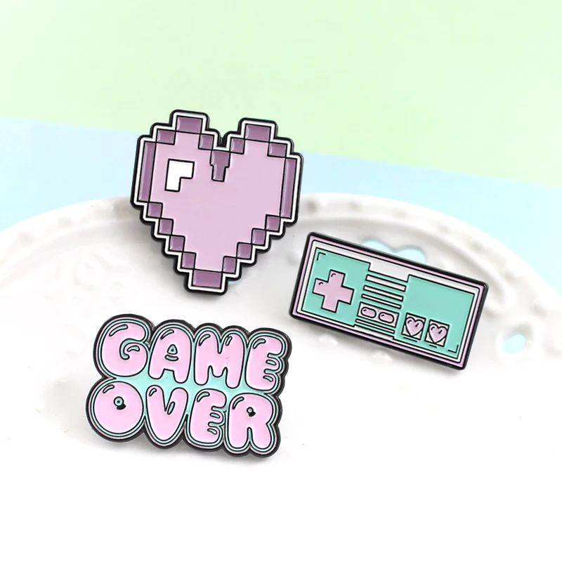 Фото Мультфильм розовый фиолетовый любовь сердце Pixel игра за слоганом - купить