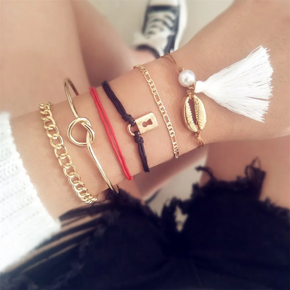 Fashion Women Bracelets Pearl Disc Seashell Tassel Lock Single Knot Chain Leather Cord Gold Bracelet Set Birthday Party Jewelry
Fashion Women Bracelets Pearl Disc Seashell Tassel Lock Single Knot Chain Leather Cord Gold Bracelet Set Birthday Party Jewelry