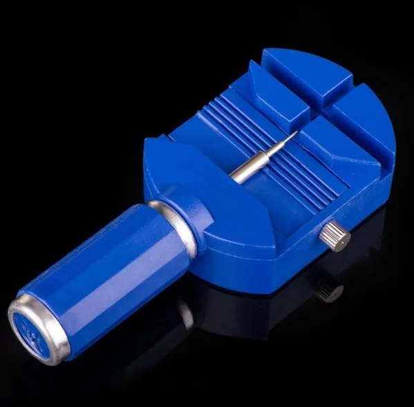 Tool for adjusting the length of the strap need to buy with the watch does not sell independtly
Tool for adjusting the length of the strap need to buy with the watch does not sell independtly