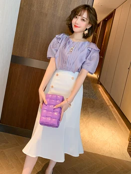 Trendy Three-dimensional Pleated Ruffled Puff Sleeve Top + Double-breasted Overskirt Suit Women's Fashion Summer New Style
Trendy Three-dimensional Pleated Ruffled Puff Sleeve Top + Double-breasted Overskirt Suit Women's Fashion Summer New Style