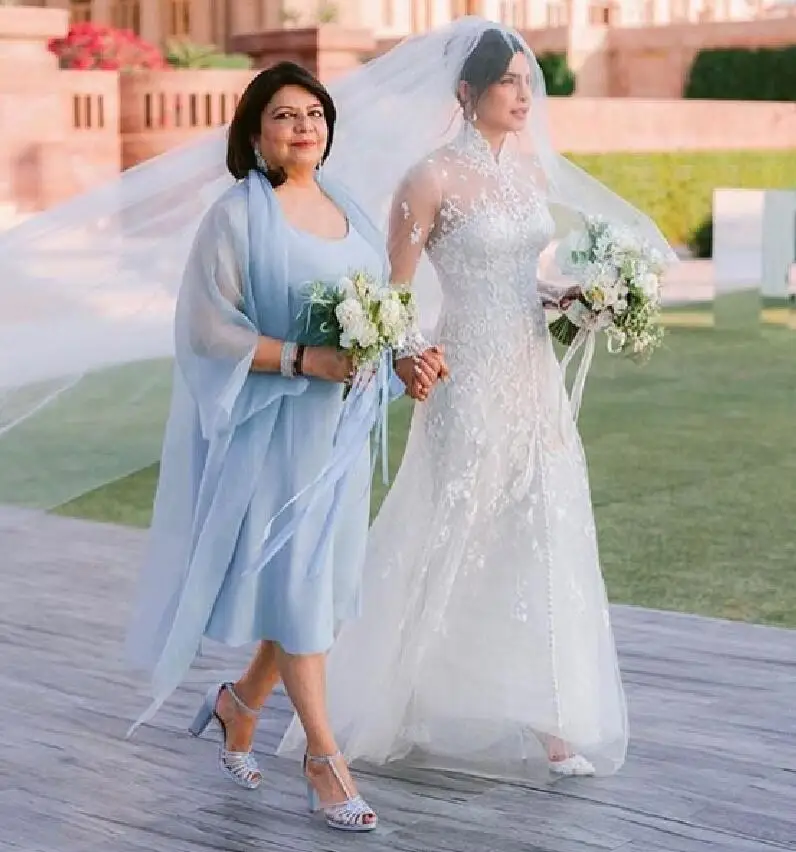 Simple Chiffon Neck Mother Of Bride Dresses 2020 With Warp Light Sky Blue Sleevless Tea Length Summer Cheap Formal Gowns
Simple Chiffon Neck Mother Of Bride Dresses 2020 With Warp Light Sky Blue Sleevless Tea Length Summer Cheap Formal Gowns