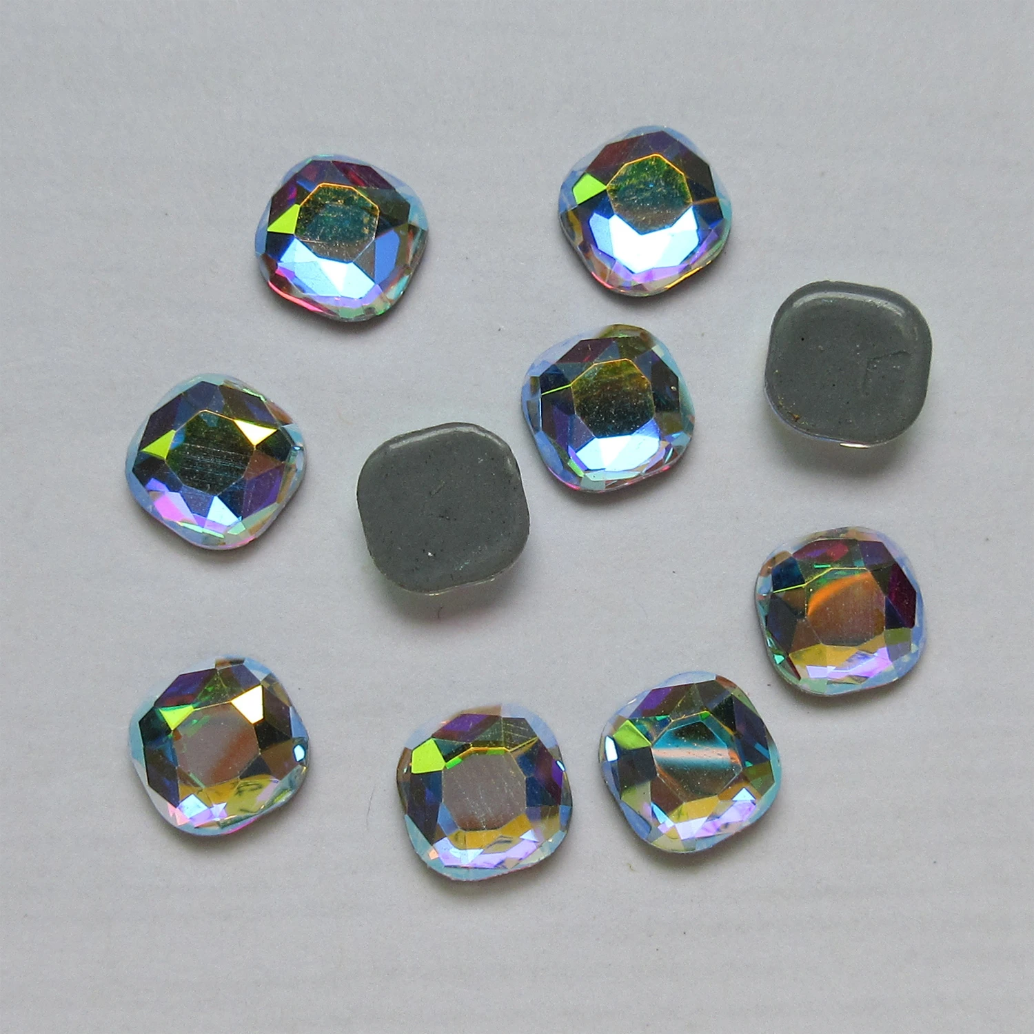 6mm Circle Square Crystal AB Iron On Crystal Stones / Flat Back Hotfix Rhinestones Classical Square Strass For DIY Clothes
6mm Circle Square Crystal AB Iron On Crystal Stones / Flat Back Hotfix Rhinestones Classical Square Strass For DIY Clothes