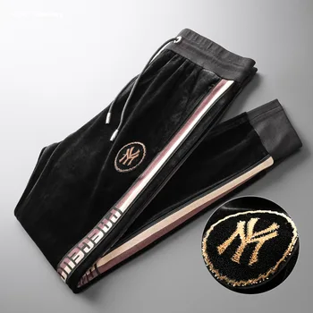2019 Mens Velour Jogger Pants New Clothes Drawstring Sports Pants Men High Fashion Side Stripe Designer Joggers Calca Masculina
2019 Mens Velour Jogger Pants New Clothes Drawstring Sports Pants Men High Fashion Side Stripe Designer Joggers Calca Masculina