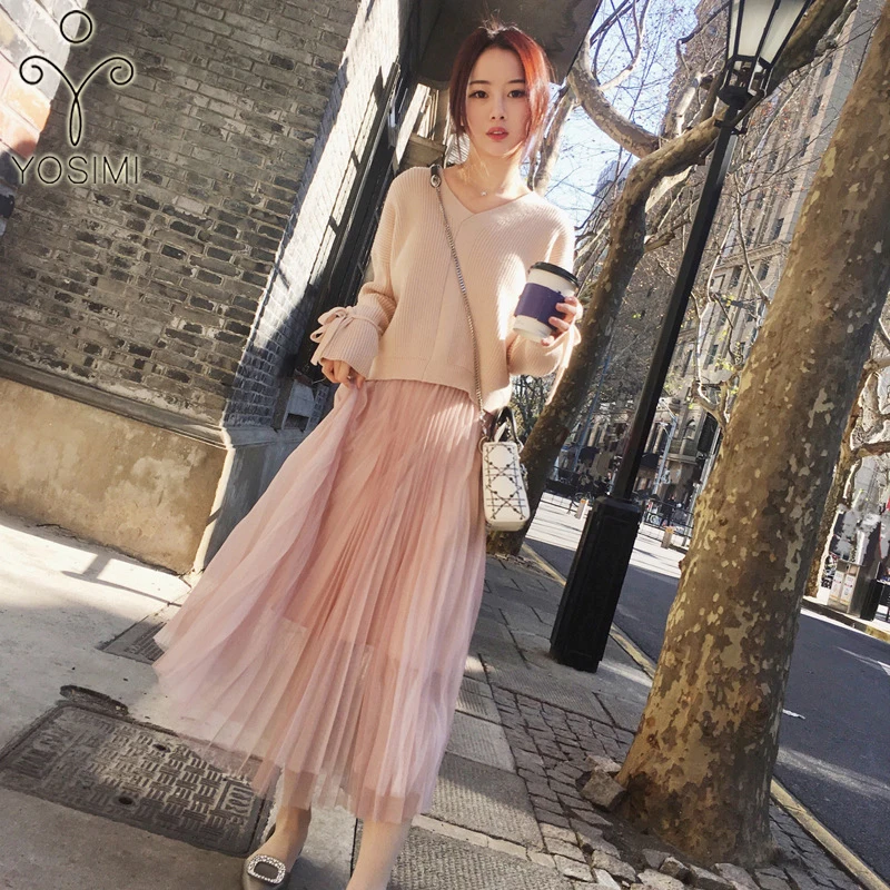 YOSIMI 2019 Autumn Loose Cotton Full Sleeve V-Neck Pullover Sweater and Mesh Skirt Pink Elastic Waist Women Two Piece Outfits
YOSIMI 2019 Autumn Loose Cotton Full Sleeve V-Neck Pullover Sweater and Mesh Skirt Pink Elastic Waist Women Two Piece Outfits
