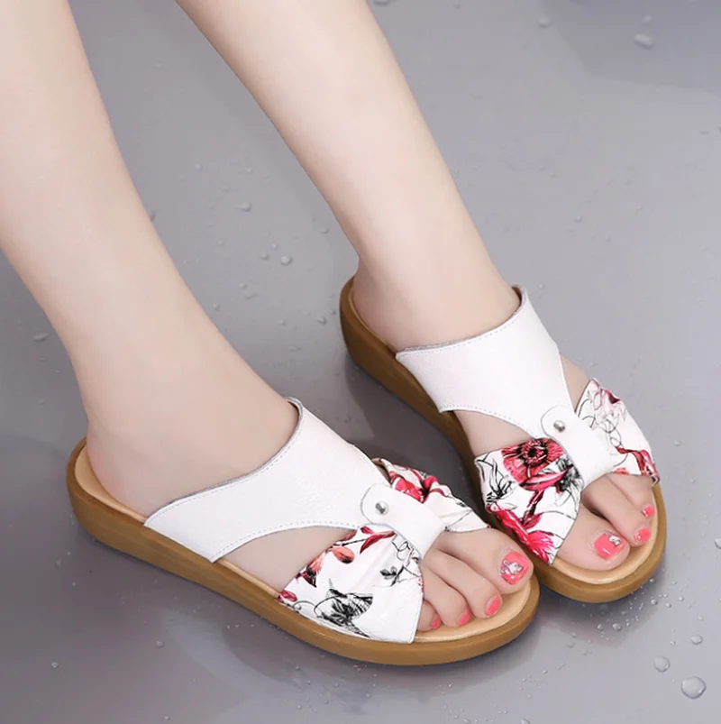 2019 Summer Slippers shoes women sandals genuine leather flower beach sandals shoes ladies fashion flat slides flip flops
2019 Summer Slippers shoes women sandals genuine leather flower beach sandals shoes ladies fashion flat slides flip flops