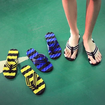 Flat heel beach fashion comfortable outdoor men's slippers sandals casual simple summer flip flops men's shoes stripes Plus size
Flat heel beach fashion comfortable outdoor men's slippers sandals casual simple summer flip flops men's shoes stripes Plus size