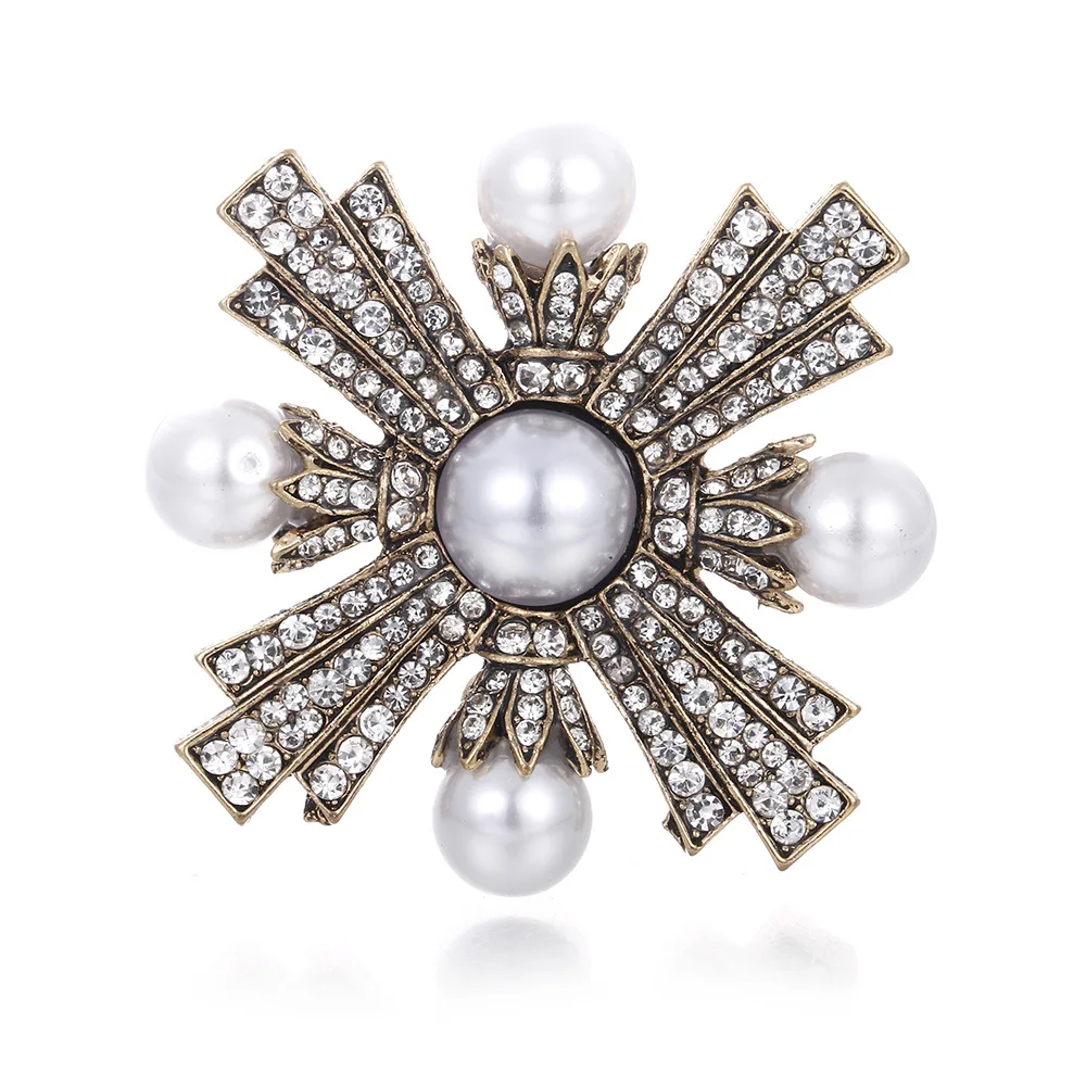 Europe And America New Style Suit Accessories Palace Retro Exaggeration Pearl Crystal Cross Brooch Top Grade Crystal Corsage
Europe And America New Style Suit Accessories Palace Retro Exaggeration Pearl Crystal Cross Brooch Top Grade Crystal Corsage