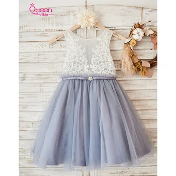 Ball Gown New Flower Girl Dress 2019 Lovely Lace Tulle Girl Dress for Wedding Party 
Ball Gown New Flower Girl Dress 2019 Lovely Lace Tulle Girl Dress for Wedding Party