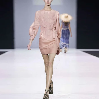 Runway Designer Autumn New High Quality Summer Casual Workplace Long Sleeve Jacket Tops Mini Half Skirt Elegant Women'S Sets
Runway Designer Autumn New High Quality Summer Casual Workplace Long Sleeve Jacket Tops Mini Half Skirt Elegant Women'S Sets