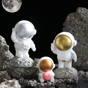 Astronaut Model Spaceman Statue Phone Holder Stand Base Creative resin crafts Desktop Home Decoration
Astronaut Model Spaceman Statue Phone Holder Stand Base Creative resin crafts Desktop Home Decoration