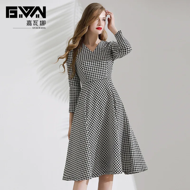 GYALWANA brand Autumn 2019 New women V-Neck Long Sleeve Chiffon Dress office lady houndstooth elegant a-line dress
GYALWANA brand Autumn 2019 New women V-Neck Long Sleeve Chiffon Dress office lady houndstooth elegant a-line dress