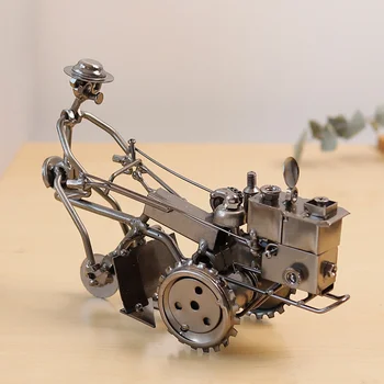 1 pc Metal Ornament Desktop Creative Vintage Tractor Adornmant Art Crafts Iron Model for Home Office 
1 pc Metal Ornament Desktop Creative Vintage Tractor Adornmant Art Crafts Iron Model for Home Office