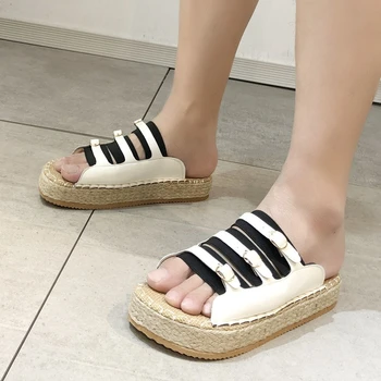 2020 New Fashion Summer Women's Sandals With Strap Flip-flops With Leather Belt Buckle Straw Woven Slippers Platform Sandals
2020 New Fashion Summer Women's Sandals With Strap Flip-flops With Leather Belt Buckle Straw Woven Slippers Platform Sandals