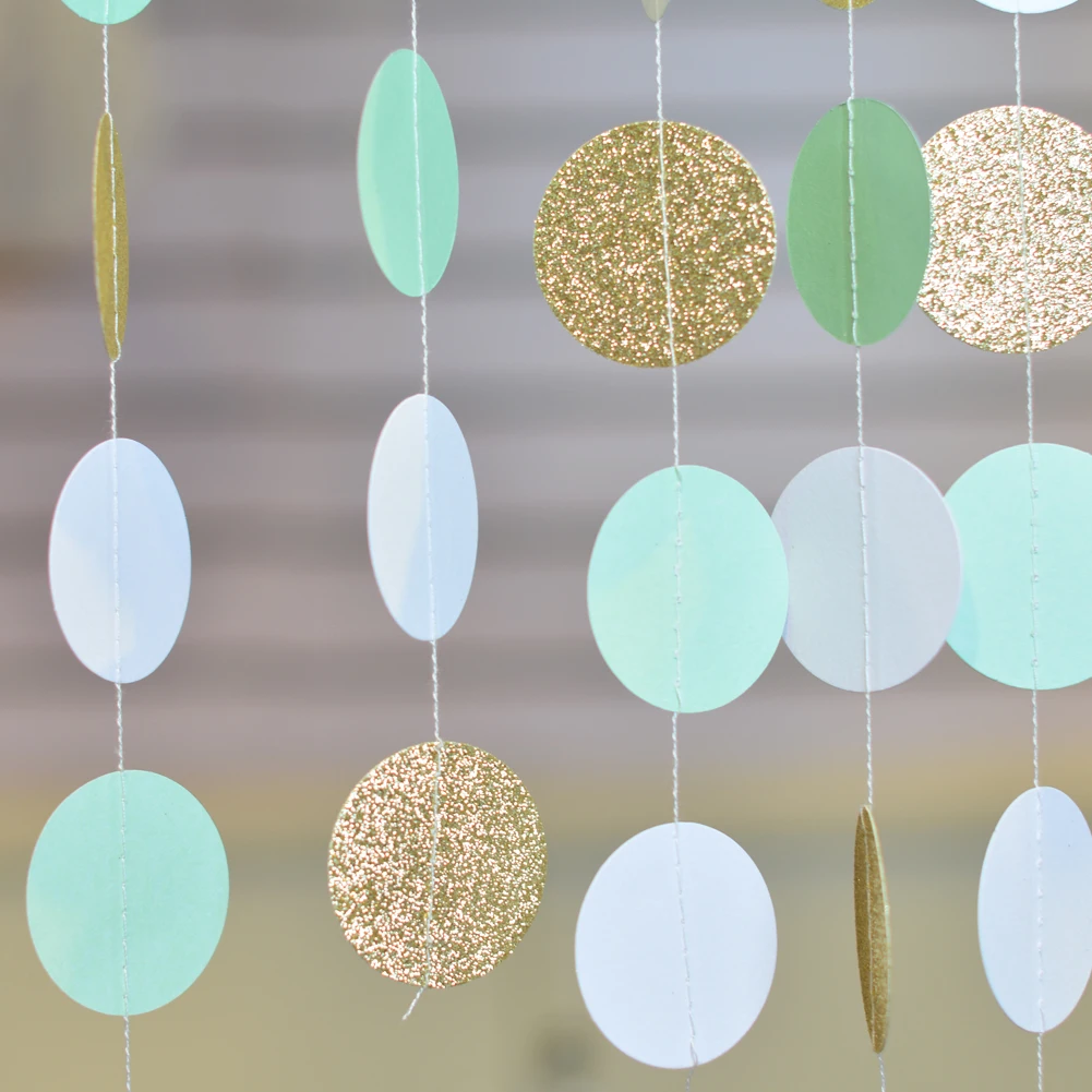 Gold and silver round string 3-meter flower paper string pendant Festival and party decoration
Gold and silver round string 3-meter flower paper string pendant Festival and party decoration