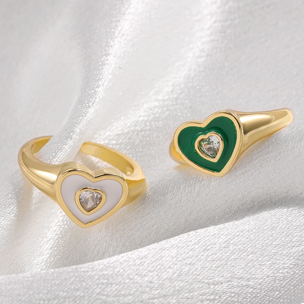 Женское Двухслойное кольцо с эмалью обручальное белым и зеленым кубическим