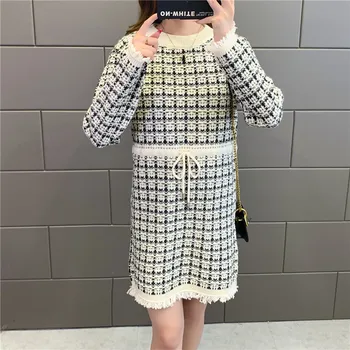 #1258 Korean Fashion Plaid Knitted Dresses Women O Neck Drawstring Waist Straight Mini Sweater Dress Vintage Loose Tassel
#1258 Korean Fashion Plaid Knitted Dresses Women O Neck Drawstring Waist Straight Mini Sweater Dress Vintage Loose Tassel
