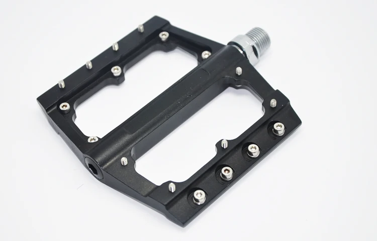 B041-BIKE-PEDAL3