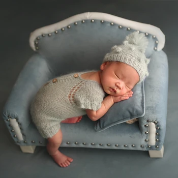 Newborn Pom Pom Bonnet Outfit For Photography Props Knit Mohair Dots Hat and Romper Set Baby Overall Photo Shoot
Newborn Pom Pom Bonnet Outfit For Photography Props Knit Mohair Dots Hat and Romper Set Baby Overall Photo Shoot