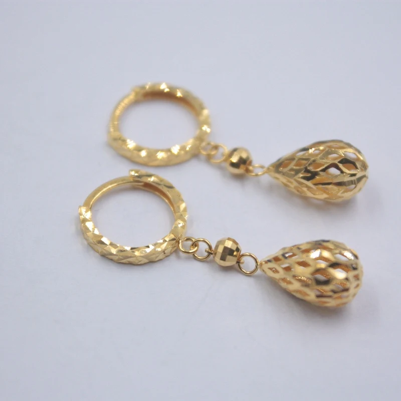 Solid Real 18K Yellow Gold Earrings Luck Hollow Ball Hoop Earrings 1.8-2g 27x11mm Women Wedding Gift Solid Real 18K Yellow Gold Earrings Luck Hollow Ball Hoop Earrings 1.8-2g 27x11mm Women Wedding Gift