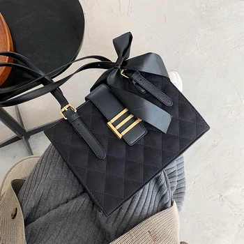 Women's Bag 2020 New Fashion Autumn Winter Diamond Lattice Shoulder Bag Solid Color Phone Package C405
Women's Bag 2020 New Fashion Autumn Winter Diamond Lattice Shoulder Bag Solid Color Phone Package C405