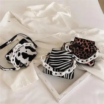 Fashion Animal Pattern PU Women Handbag Tote Acrylic Chain Mini Shoulder Bags Popular Simple Female Daily Bag
Fashion Animal Pattern PU Women Handbag Tote Acrylic Chain Mini Shoulder Bags Popular Simple Female Daily Bag