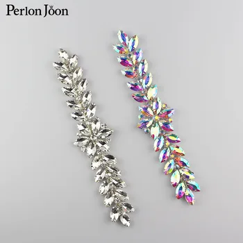 1pcs Ab Crystal glass long rhinestone patches used in sleeves waist for Wedding dress Clothes Shoes accessories YH Z007
1pcs Ab Crystal glass long rhinestone patches used in sleeves waist for Wedding dress Clothes Shoes accessories YH Z007