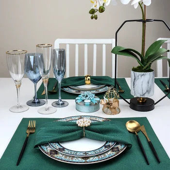 Harting yarn-dyed jacquard table mat heat resistant non-slip placemat 45*32CM rectangle placemat for dinning room
Harting yarn-dyed jacquard table mat heat resistant non-slip placemat 45*32CM rectangle placemat for dinning room
