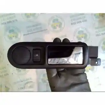 3076192 handle Inner Rear Right Volkswagen Golf Iv Saloon (1j1) 1.9 Tdi 
3076192 handle Inner Rear Right Volkswagen Golf Iv Saloon (1j1) 1.9 Tdi