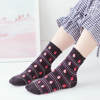 Creative High Quality Fashion Harajuku Kawaii Fruit Socks Women Strawberry Print Funny Socks Cute Sock 4pairs/lot
Creative High Quality Fashion Harajuku Kawaii Fruit Socks Women Strawberry Print Funny Socks Cute Sock 4pairs/lot