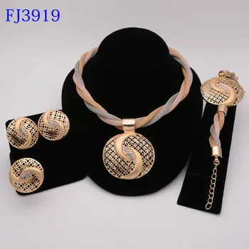 Wholesale Dubai Wedding African Beads Jewelry Sets Gold Necklace Bracelet Earrings Rings Nigerian IndianWomen Jewelry Sets
Wholesale Dubai Wedding African Beads Jewelry Sets Gold Necklace Bracelet Earrings Rings Nigerian IndianWomen Jewelry Sets