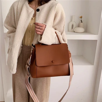 NEW PU Leather Totes Bags For Women Large Capacity Handbags Messenger Bag Female Daily Totes Lady Travel Handbags And Purse 
NEW PU Leather Totes Bags For Women Large Capacity Handbags Messenger Bag Female Daily Totes Lady Travel Handbags And Purse