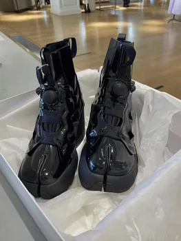 Women's Split Toe Black Patent Leather Ankle Boots Flat Motorcycle Punk Shoes US Size 4.5-9 B17
Women's Split Toe Black Patent Leather Ankle Boots Flat Motorcycle Punk Shoes US Size 4.5-9 B17