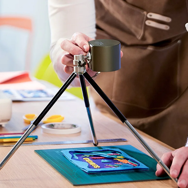 Laserpecker Laser Engraver 3D Printer Portable Mini Laser Engraving Machine Laser Pecker Desktop Cutter Engraver with Holder
Laserpecker Laser Engraver 3D Printer Portable Mini Laser Engraving Machine Laser Pecker Desktop Cutter Engraver with Holder