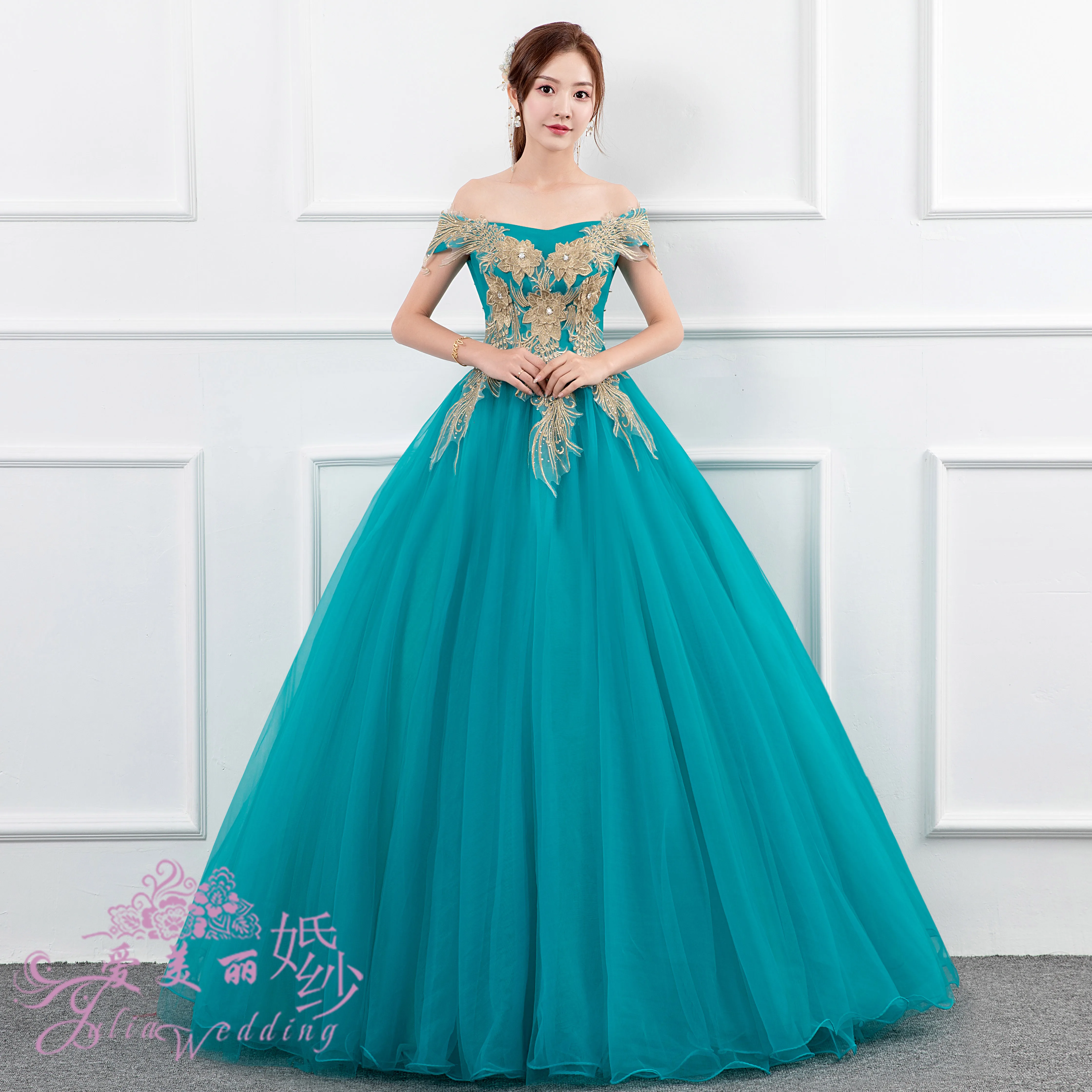 freeship embroidery rococo long sleeve luxury ball gown dress Renaissance Gown queen dress Victorian/Marie Antoinette Belle
freeship embroidery rococo long sleeve luxury ball gown dress Renaissance Gown queen dress Victorian/Marie Antoinette Belle