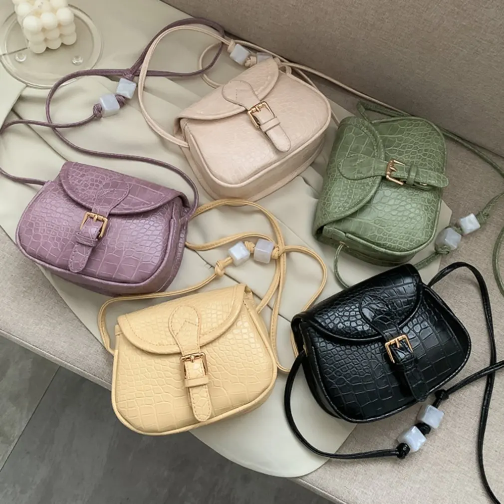 2020 New Fashion Women PU Small Saddle Shoulder Stone Pattern Crossbody Bag Classic Texture Creative Design Chic Money Pouch
2020 New Fashion Women PU Small Saddle Shoulder Stone Pattern Crossbody Bag Classic Texture Creative Design Chic Money Pouch
