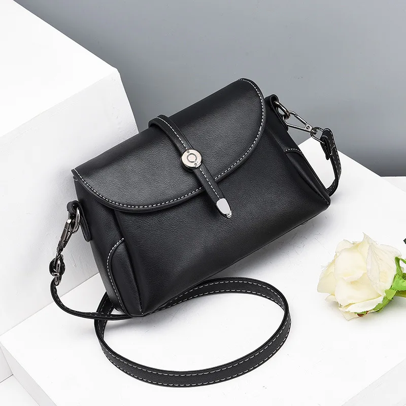 Фото Designer Big Ladies Hand Bags 2020 New Soft Shoulder For Women Fashion Chains Leather Handbags | Багаж и сумки
