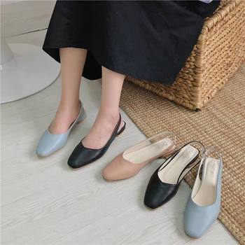 Summer Women's Solid Sandals Covered Toe Casual Sandals Female Flat Buckle Slides Women Shoes sandalia feminina 
Summer Women's Solid Sandals Covered Toe Casual Sandals Female Flat Buckle Slides Women Shoes sandalia feminina